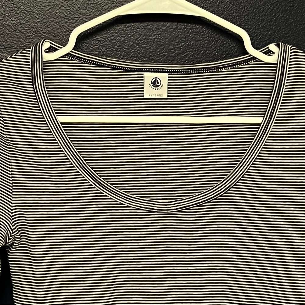 Petit Bateau women’s tee size 18 years old, navy/white